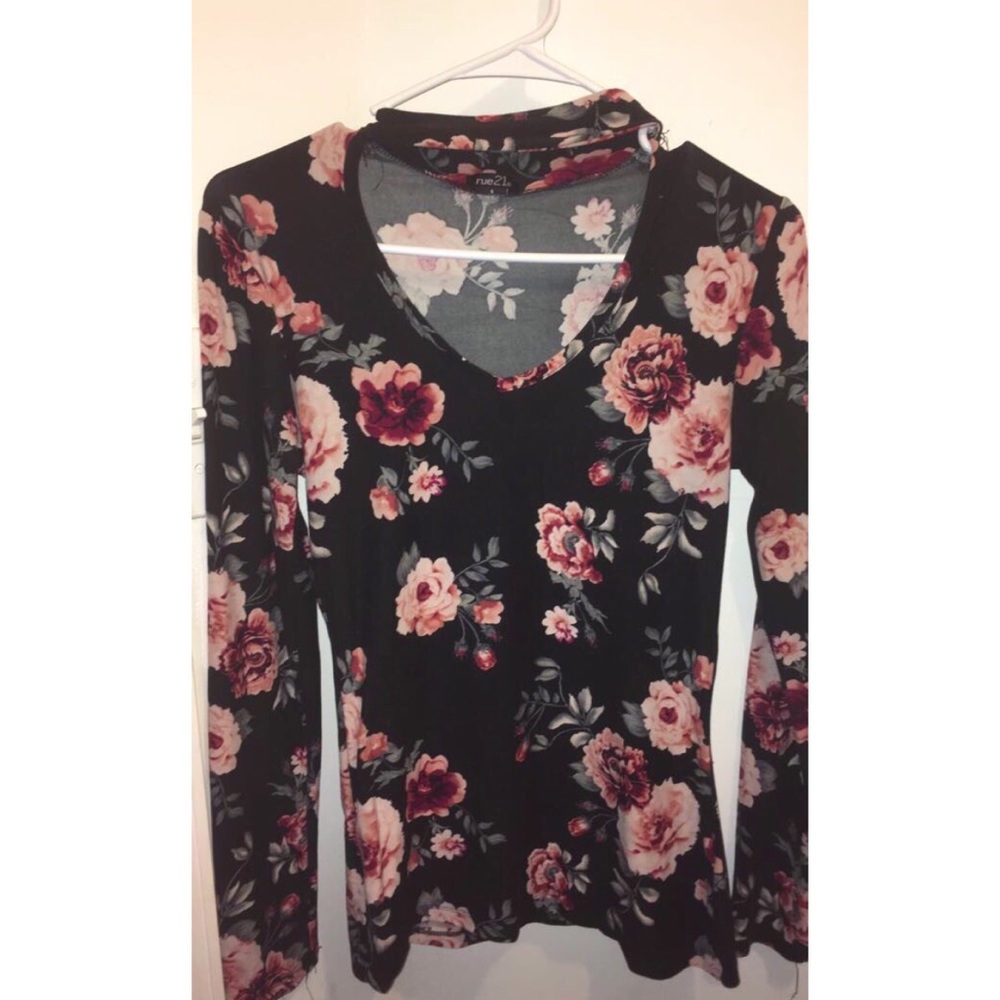 Black Floral Top w/ Attached Choker